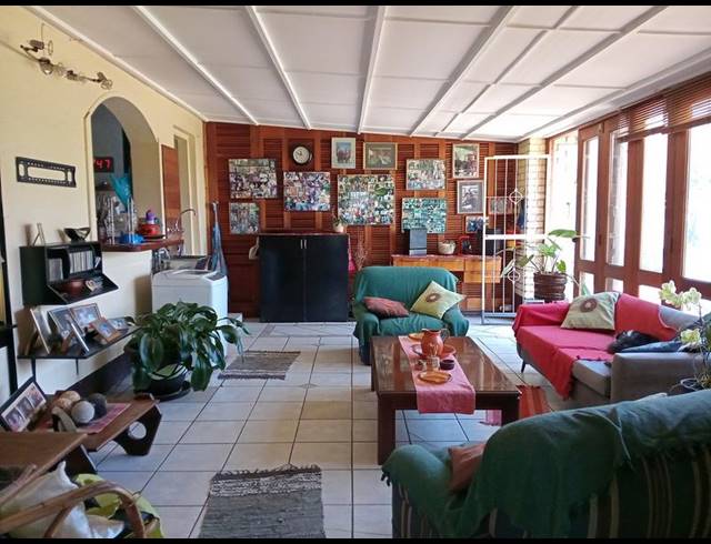 5 BEDROOM HOUSE FOR SALE IN FLORA GARDENS